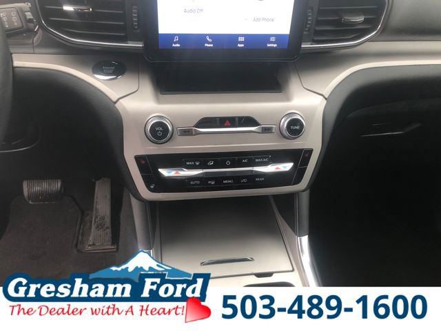 Certified 2024 Ford Explorer XLT w/ Equipment Group 202A AWD/4WD image 23