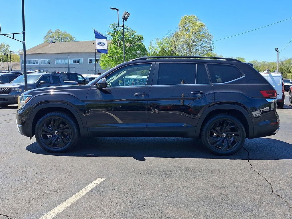 Used 2022 Volkswagen Atlas SE AWD/4WD image 2