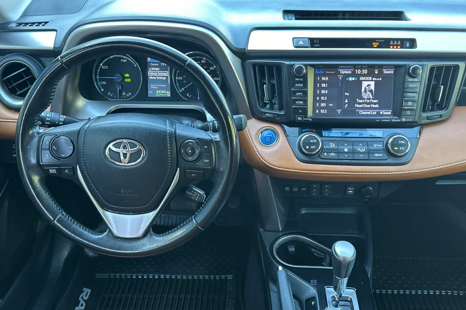 Used 2018 Toyota RAV4 Limited w/ Advanced Technology Package AWD/4WD image 14