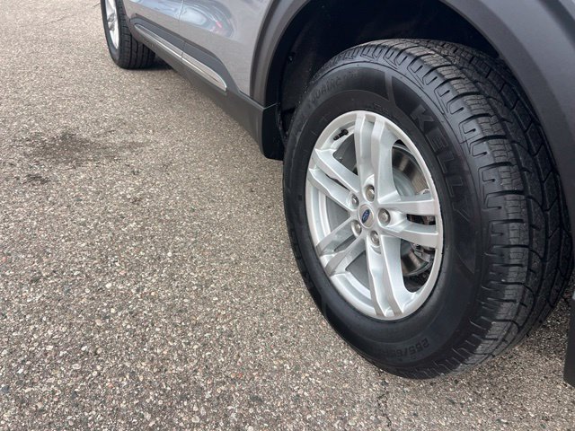 Certified 2023 Ford Explorer XLT w/ Equipment Group 202A AWD/4WD image 26