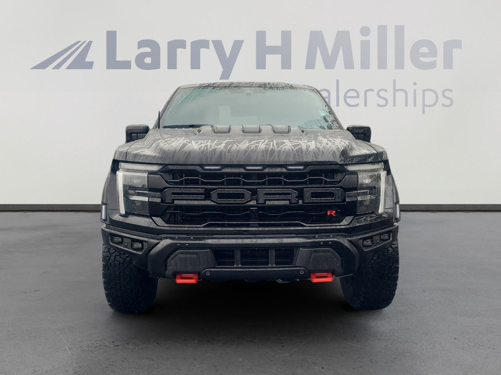 Certified 2025 Ford F150 Raptor w/ Equipment Group 803A Raptor R AWD/4WD image 8