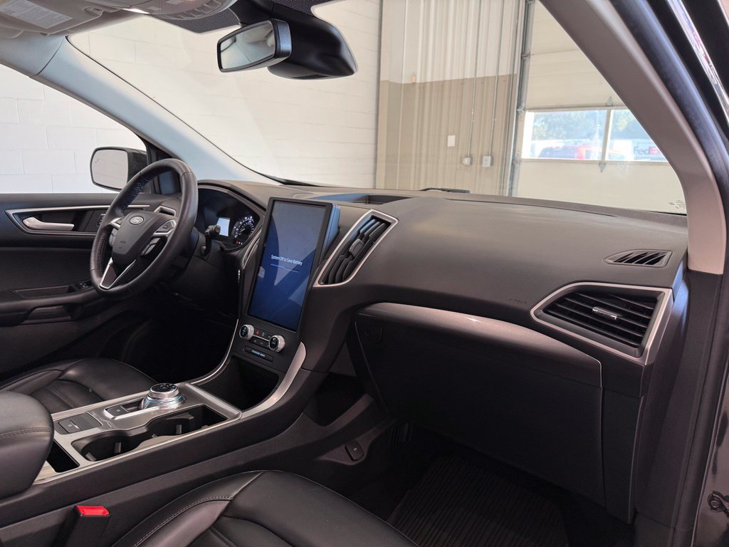 Certified 2023 Ford Edge SEL w/ Convenience Package AWD/4WD image 35