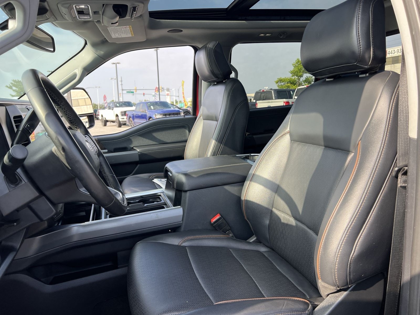 Certified 2025 Ford F350 Lariat w/ Lariat Ultimate Package AWD/4WD image 13