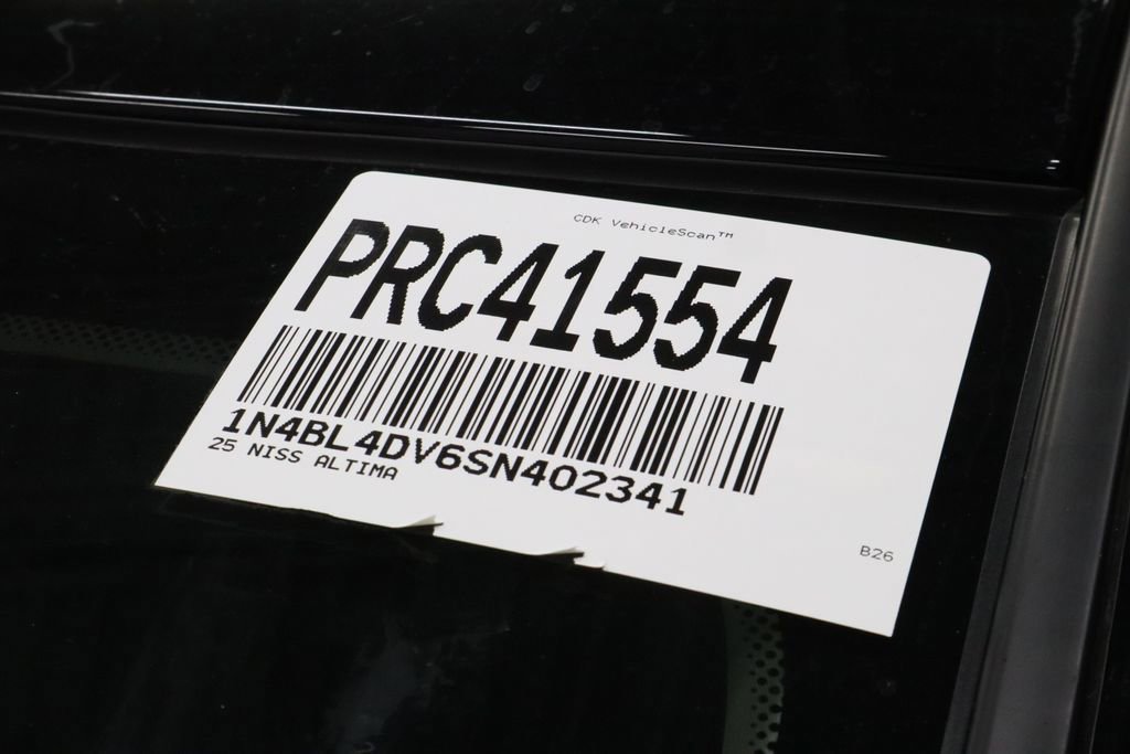 Used 2025 Nissan Altima 2.5 SV image 34