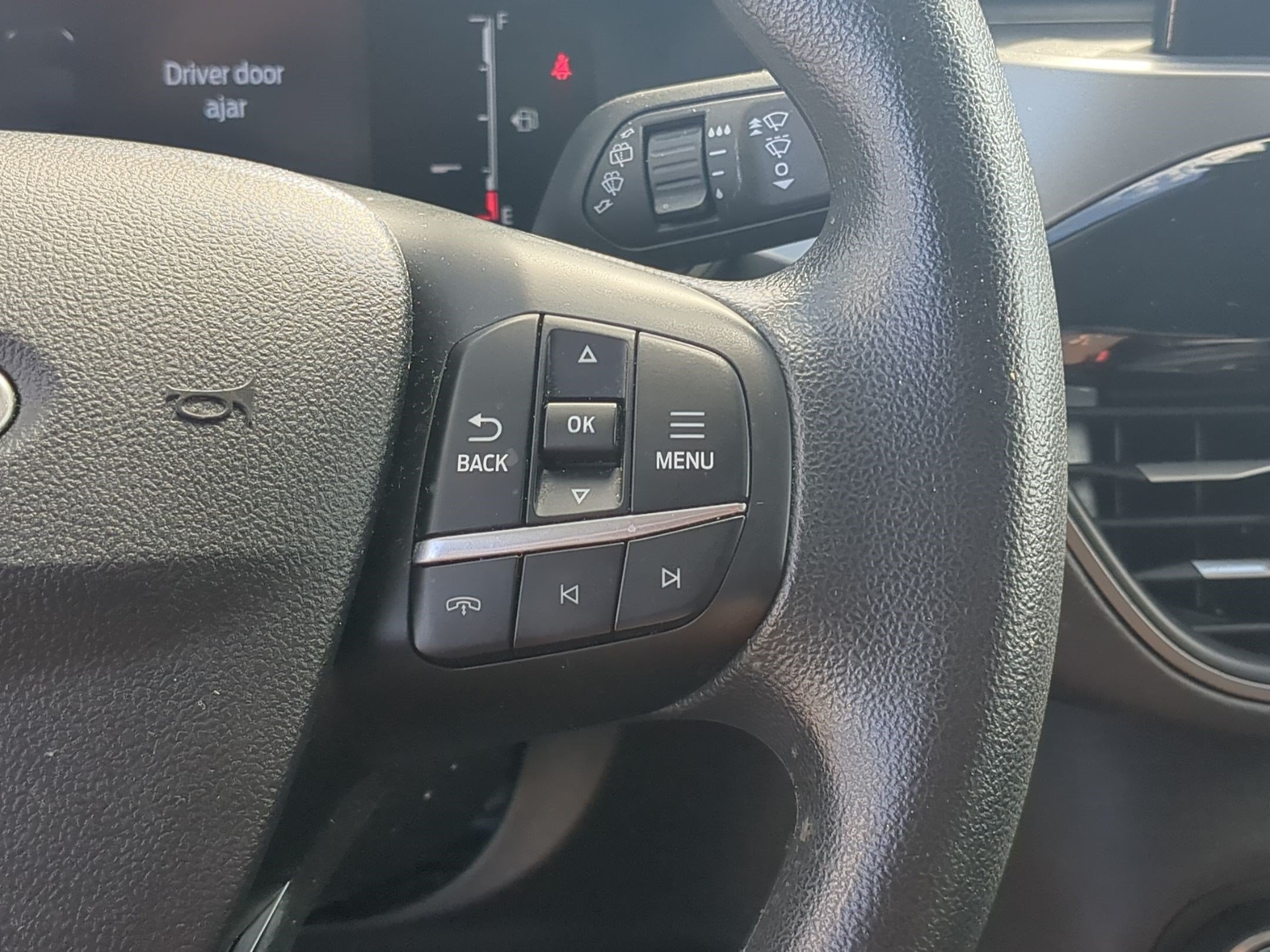 Certified 2025 Ford Escape Active AWD/4WD image 21