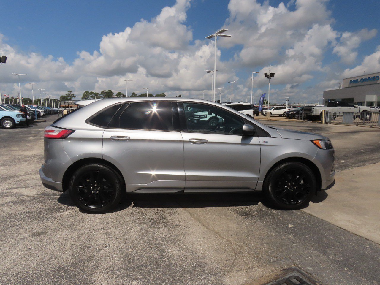 Certified 2023 Ford Edge ST-Line AWD/4WD image 8