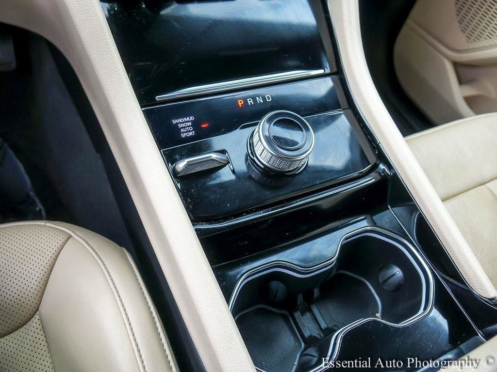 Used 2023 Jeep Grand Cherokee Limited w/ Luxury Tech Group II AWD/4WD image 20