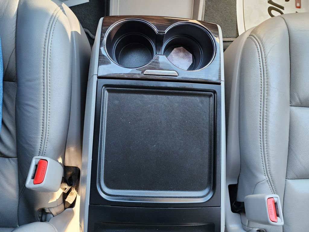 Used 2019 Toyota Sienna XLE image 24