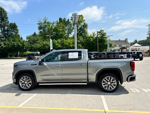 Used 2025 GMC Sierra 1500 Denali w/ Denali Reserve Package AWD/4WD image 12