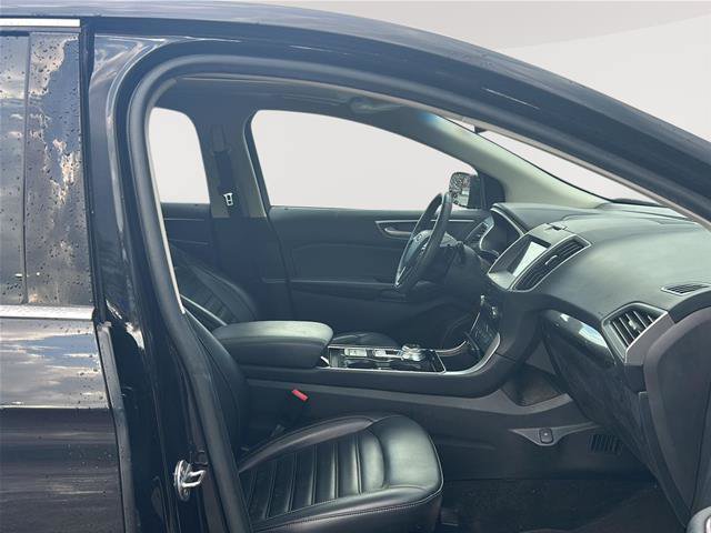 Certified 2019 Ford Edge SEL w/ Equipment Group 201A AWD/4WD image 10