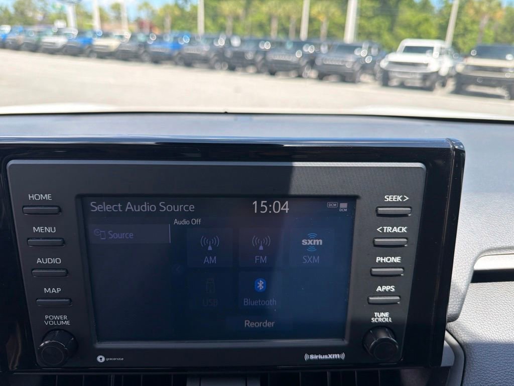 Used 2021 Toyota RAV4 XLE w/ Convenience Package FWD image 25