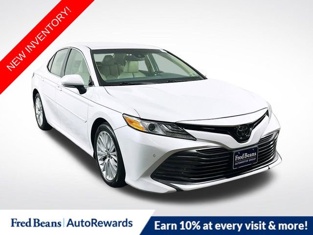 Used 2018 Toyota Camry L image 1