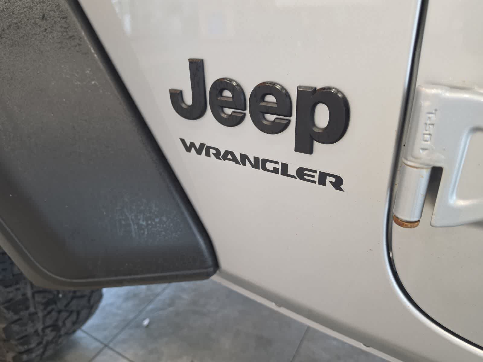 Used 2023 Jeep Wrangler Sport AWD/4WD image 11