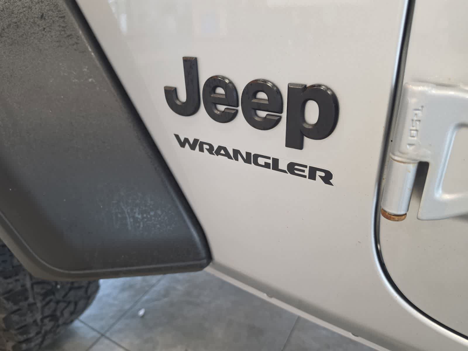 Used 2023 Jeep Wrangler Sport AWD/4WD image 11