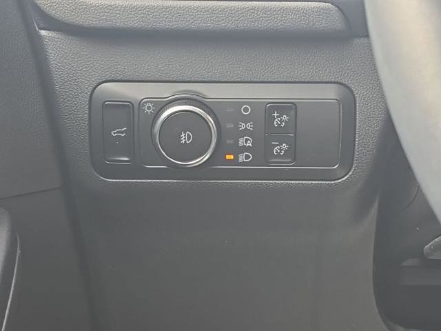 Certified 2023 Ford Escape Platinum w/ Premium Technology Package AWD/4WD image 28