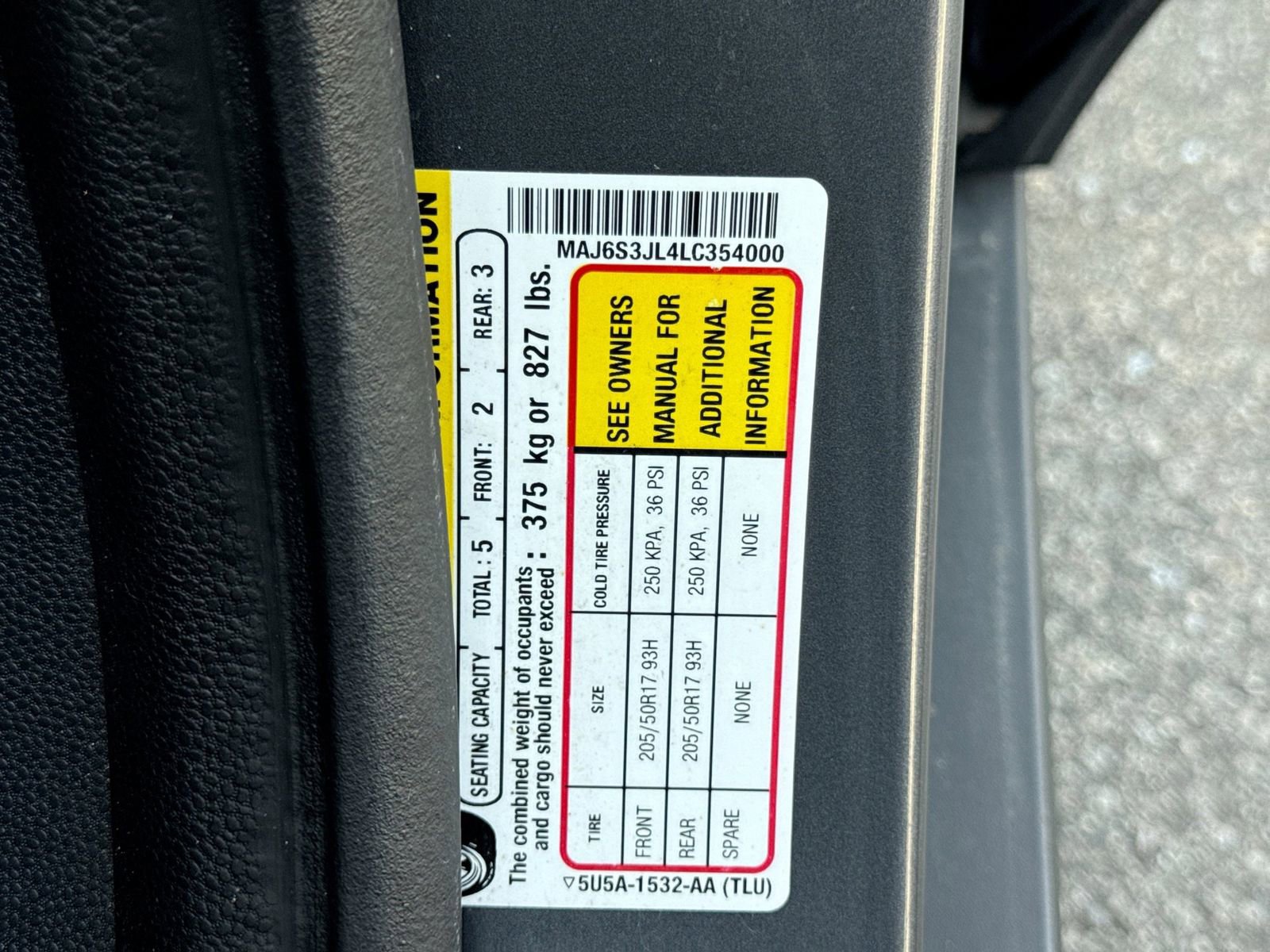 Certified 2020 Ford EcoSport SES w/ Interior Protection Package AWD/4WD image 39
