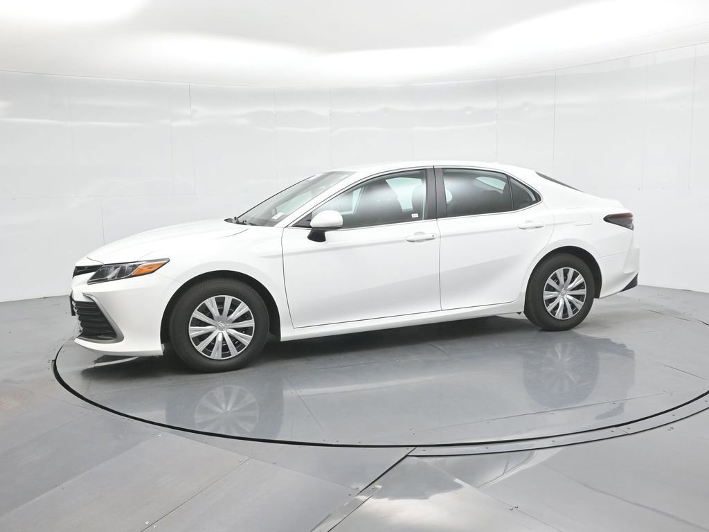 Used 2023 Toyota Camry LE image 25