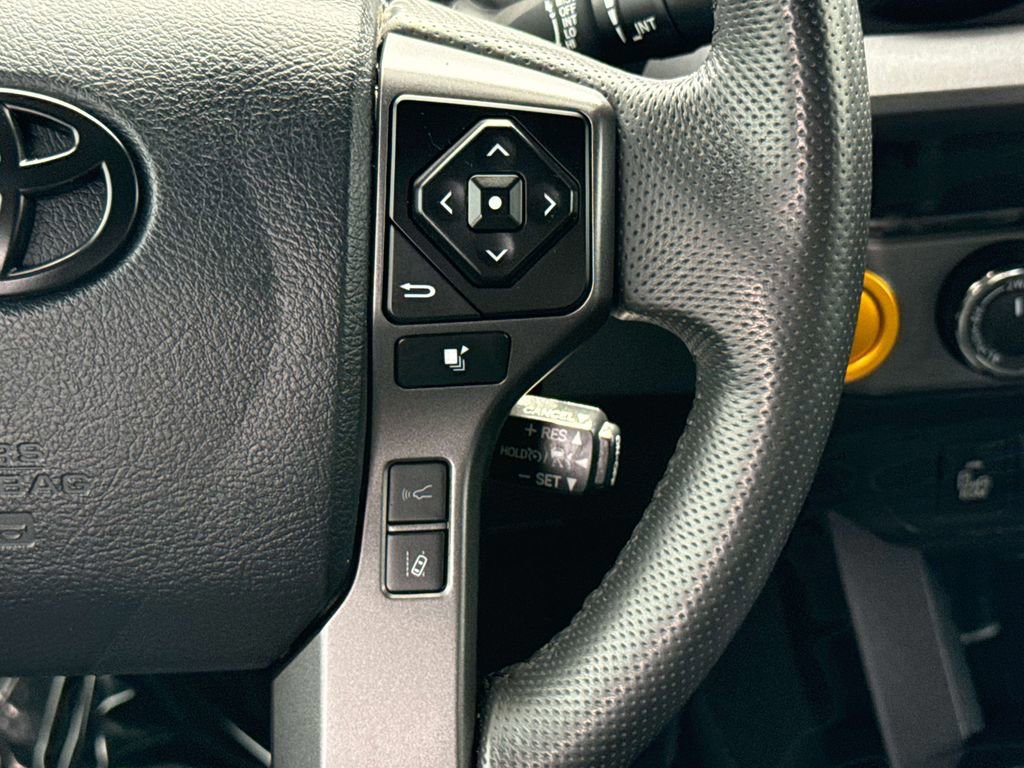 Used 2023 Toyota Tacoma TRD Sport w/ TRD Premium Sport Package AWD/4WD image 18
