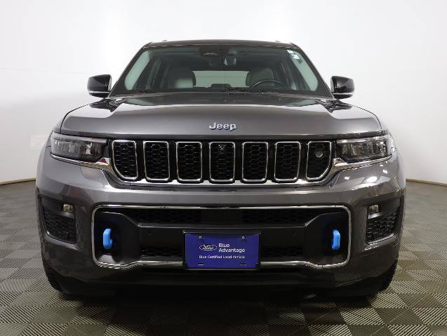 Used 2022 Jeep Grand Cherokee Overland w/ Advanced Protech Group III AWD/4WD image 3