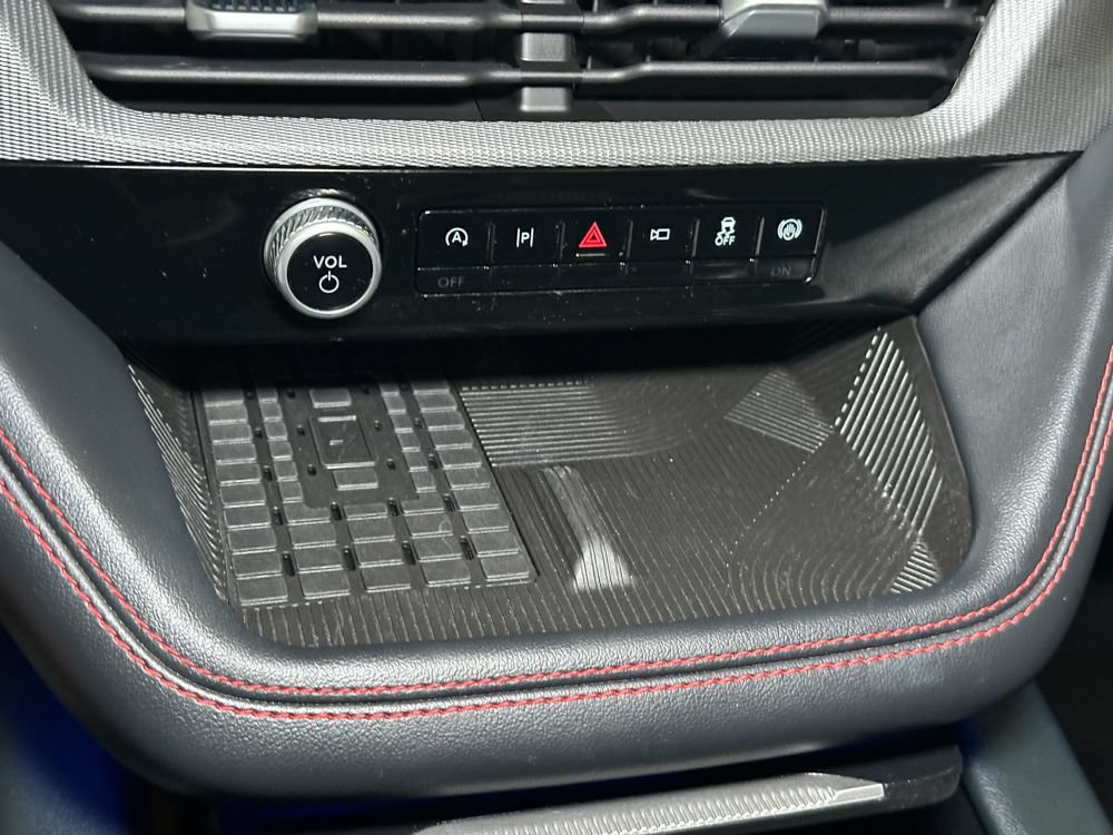 Certified 2025 Ford Explorer ST AWD/4WD image 35
