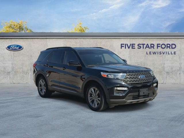 Certified 2023 Ford Explorer XLT w/ Equipment Group 202A RWD image 2