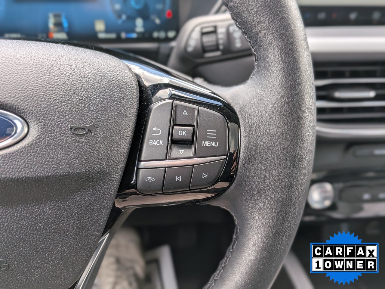 Certified 2023 Ford Escape Platinum w/ Premium Technology Package AWD/4WD image 34