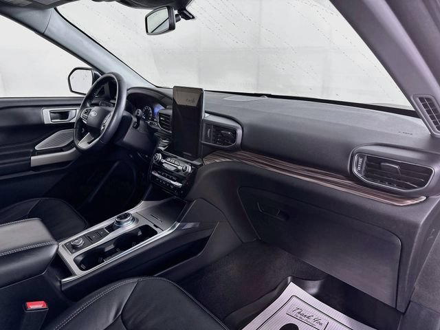 Certified 2023 Ford Explorer Limited w/ Limited Technology Package AWD/4WD image 38