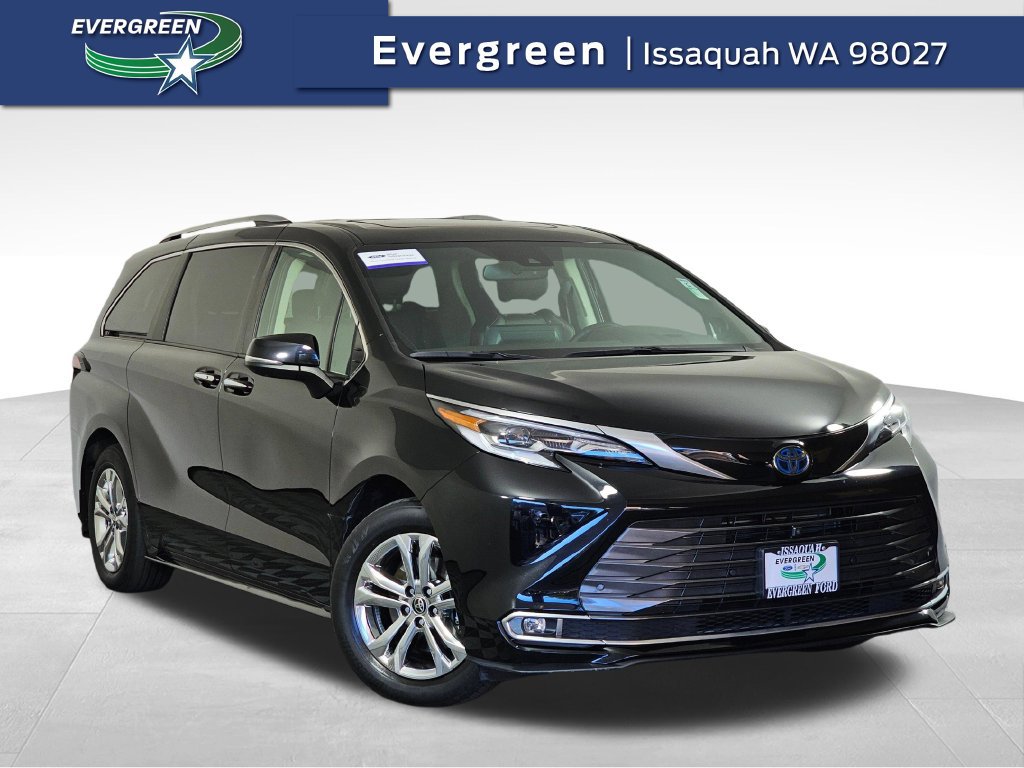 Used 2022 Toyota Sienna Platinum