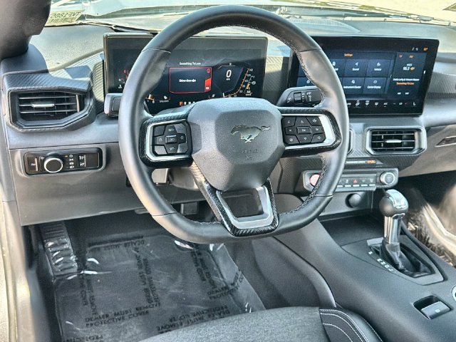 Certified 2025 Ford Mustang Coupe RWD image 14