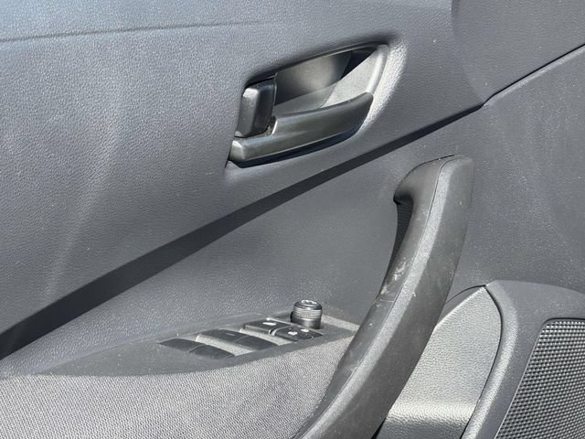 Used 2024 Toyota Corolla LE w/ LE Convenience Package FWD image 16