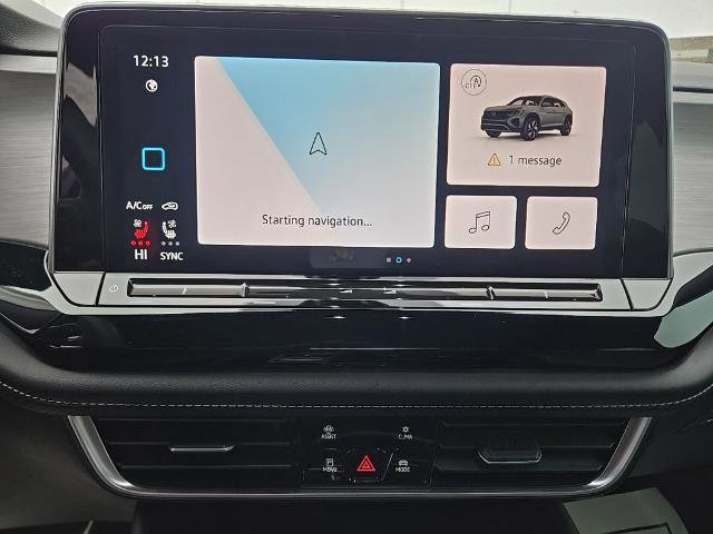 Used 2024 Volkswagen Atlas Cross Sport SE image 33