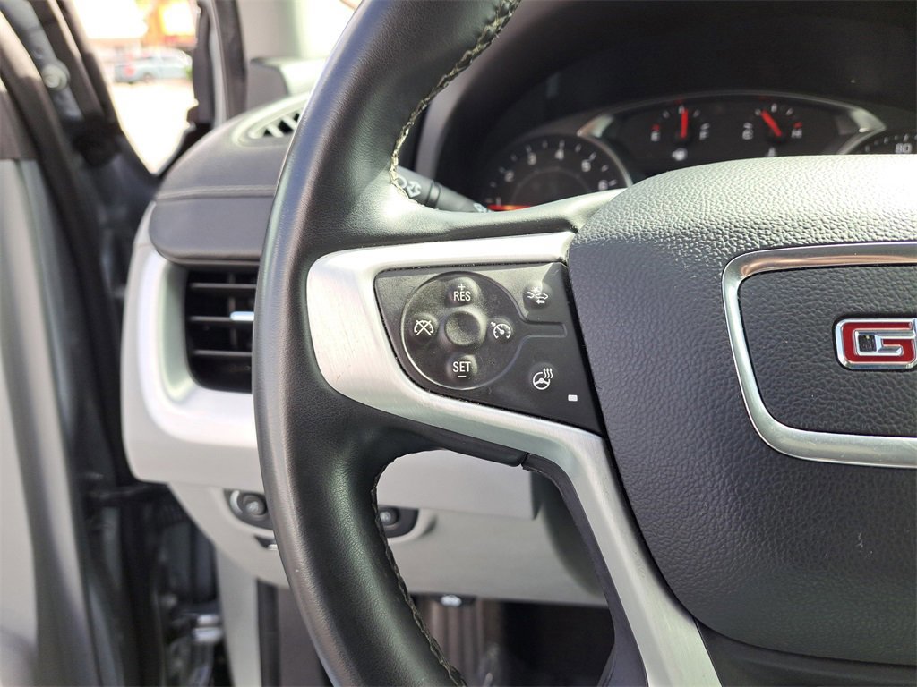 Used 2023 GMC Terrain SLT w/ Infotainment Package II image 17