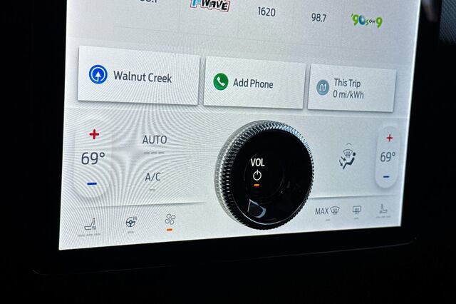 Certified 2022 Ford Mustang Mach-E Premium AWD/4WD image 18