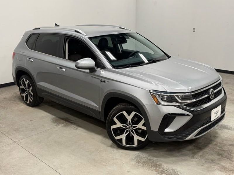 Used 2022 Volkswagen Taos SEL image 37