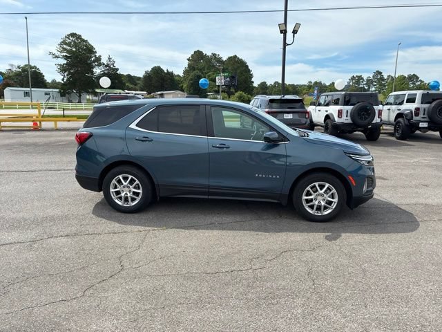 Used 2024 Chevrolet Equinox LT AWD/4WD image 9