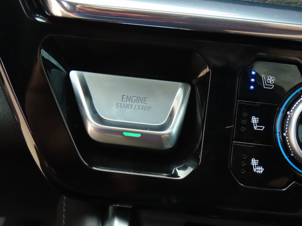 Used 2025 GMC Sierra 1500 Denali w/ Technology Package image 29