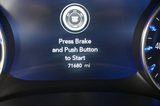 Used 2023 Chrysler Pacifica Touring-L FWD image 19