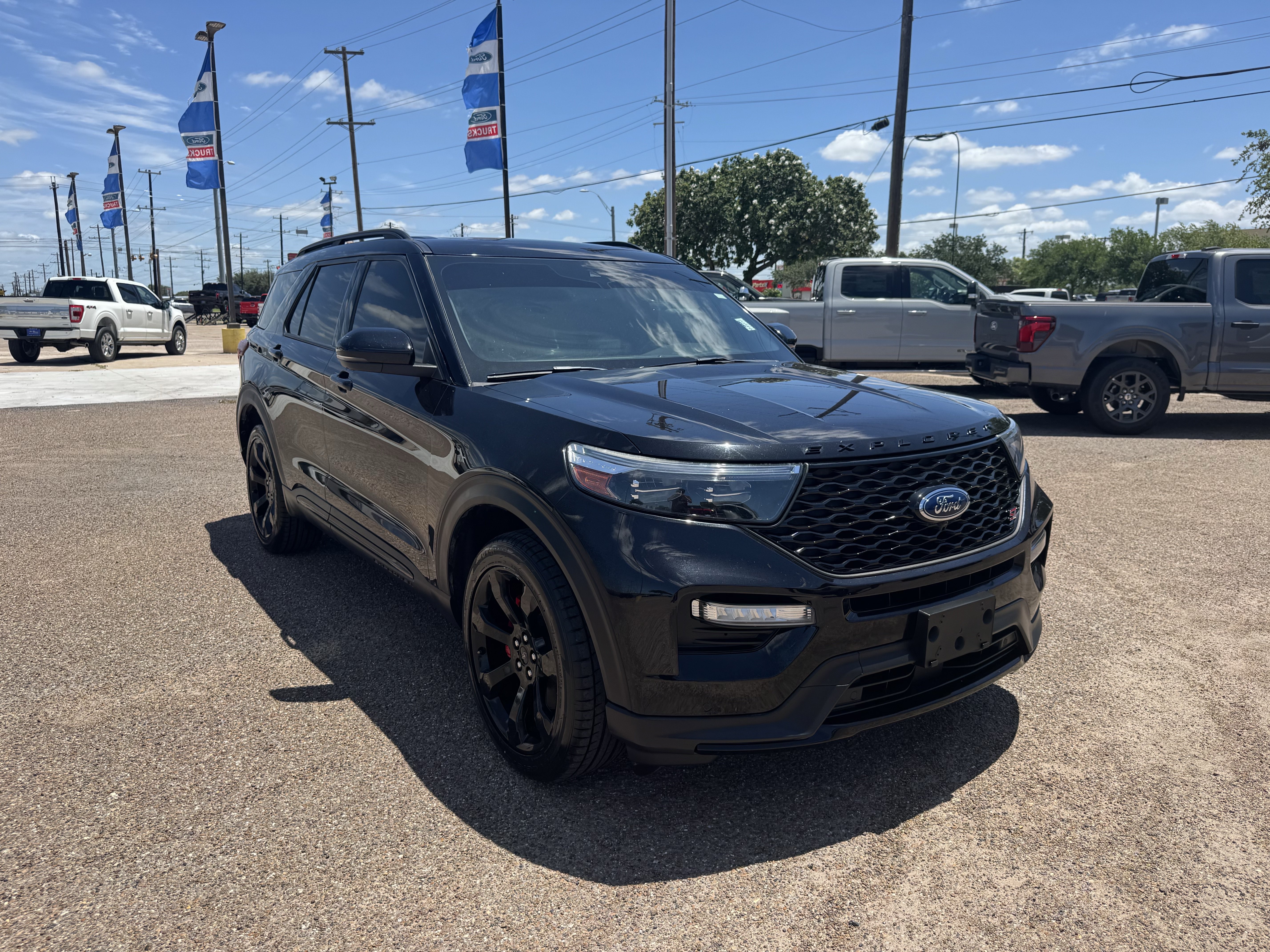 Certified 2023 Ford Explorer ST w/ Equipment Group 401A AWD/4WD image 5