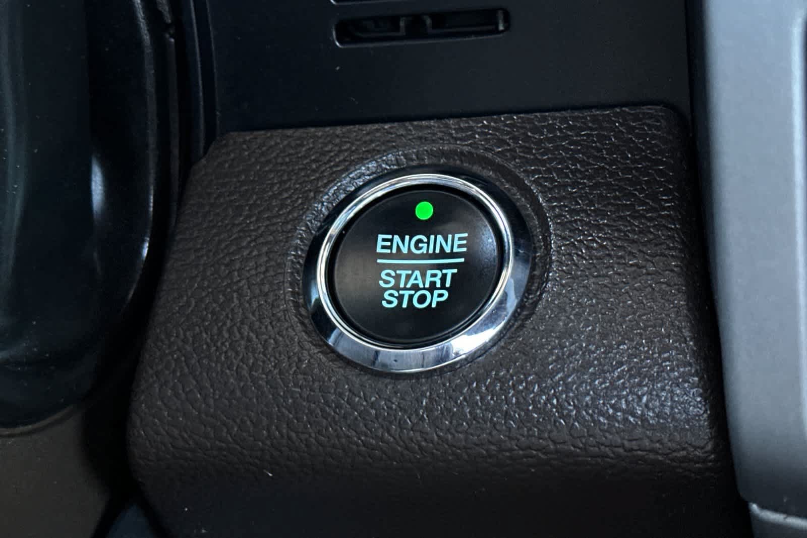 Certified 2022 Ford F350 King Ranch w/ King Ranch Ultimate Package AWD/4WD image 22