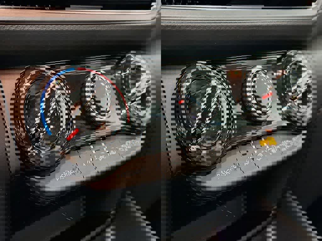 Used 2023 Hyundai Kona SE w/ Cargo Package image 20