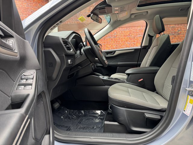 Certified 2022 Ford Escape SE w/ Cold Weather Package image 22