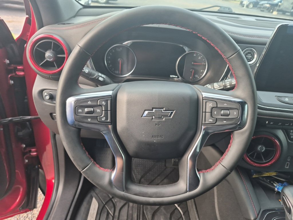 Used 2024 Chevrolet Blazer RS w/ Driver Confidence II Package FWD image 18