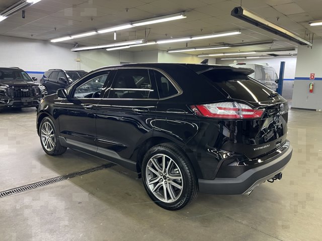 Certified 2023 Ford Edge Titanium w/ Class II Trailer Tow Package AWD/4WD image 5