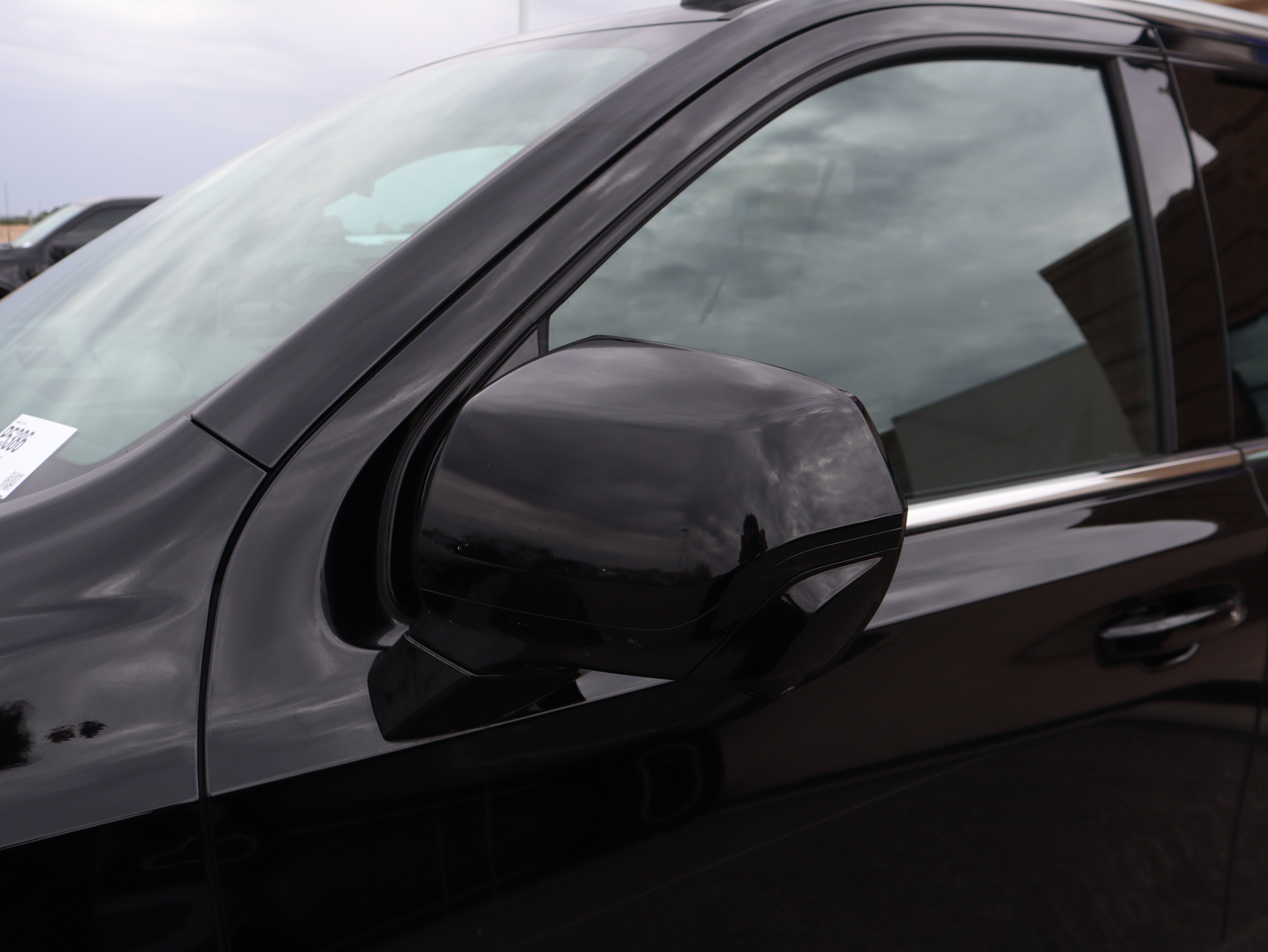 Used 2025 Chevrolet Tahoe LT RWD image 15