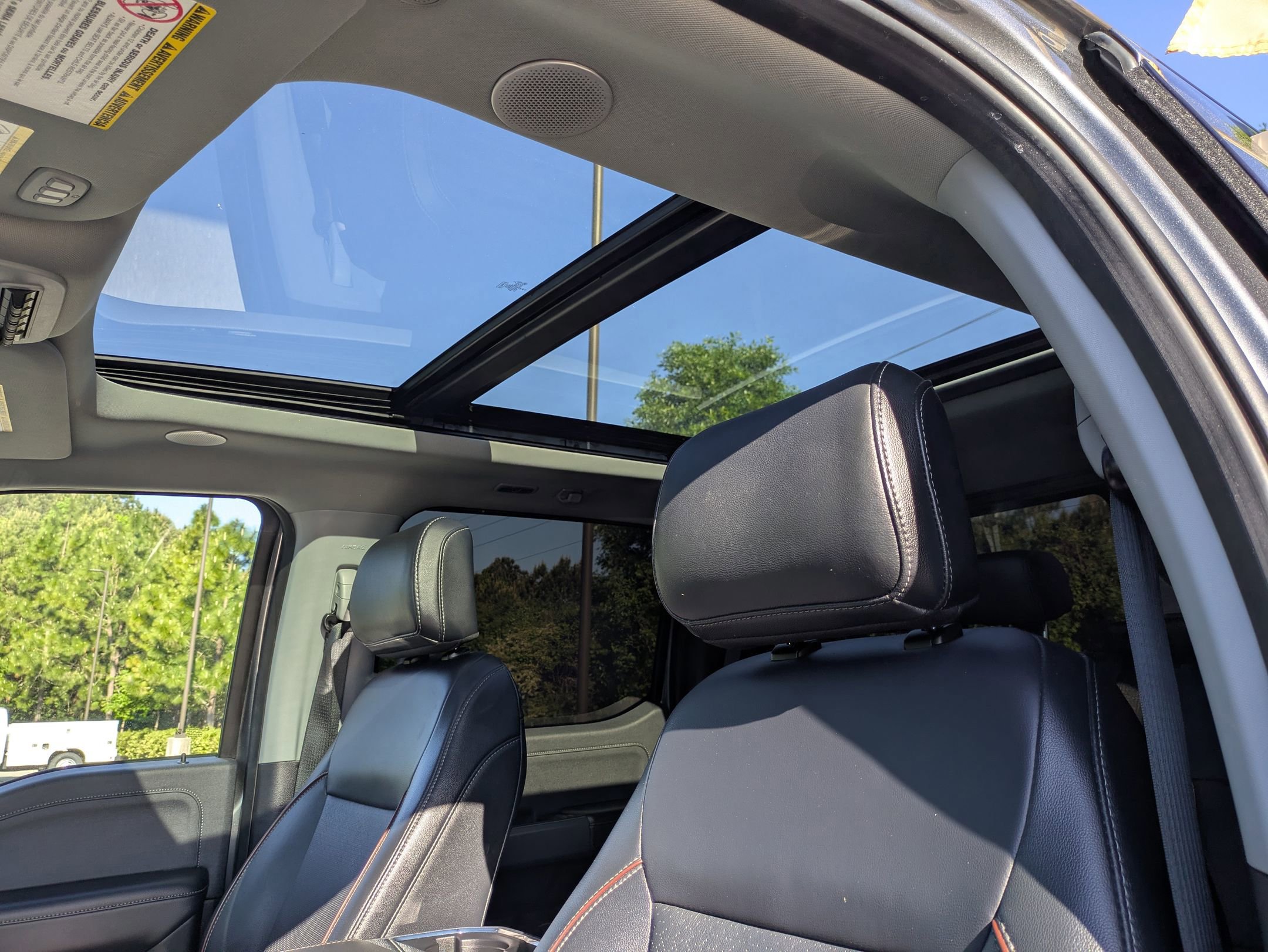 Certified 2024 Ford F350 Lariat w/ Lariat Ultimate Package AWD/4WD image 30