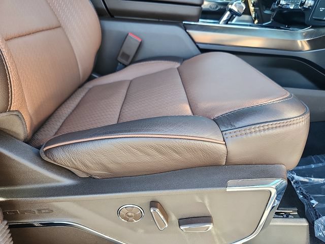 Certified 2025 Ford F150 King Ranch AWD/4WD image 33