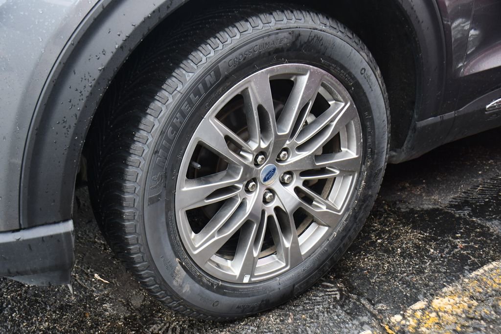 Certified 2025 Ford Explorer Active w/ Active Comfort Package AWD/4WD image 41