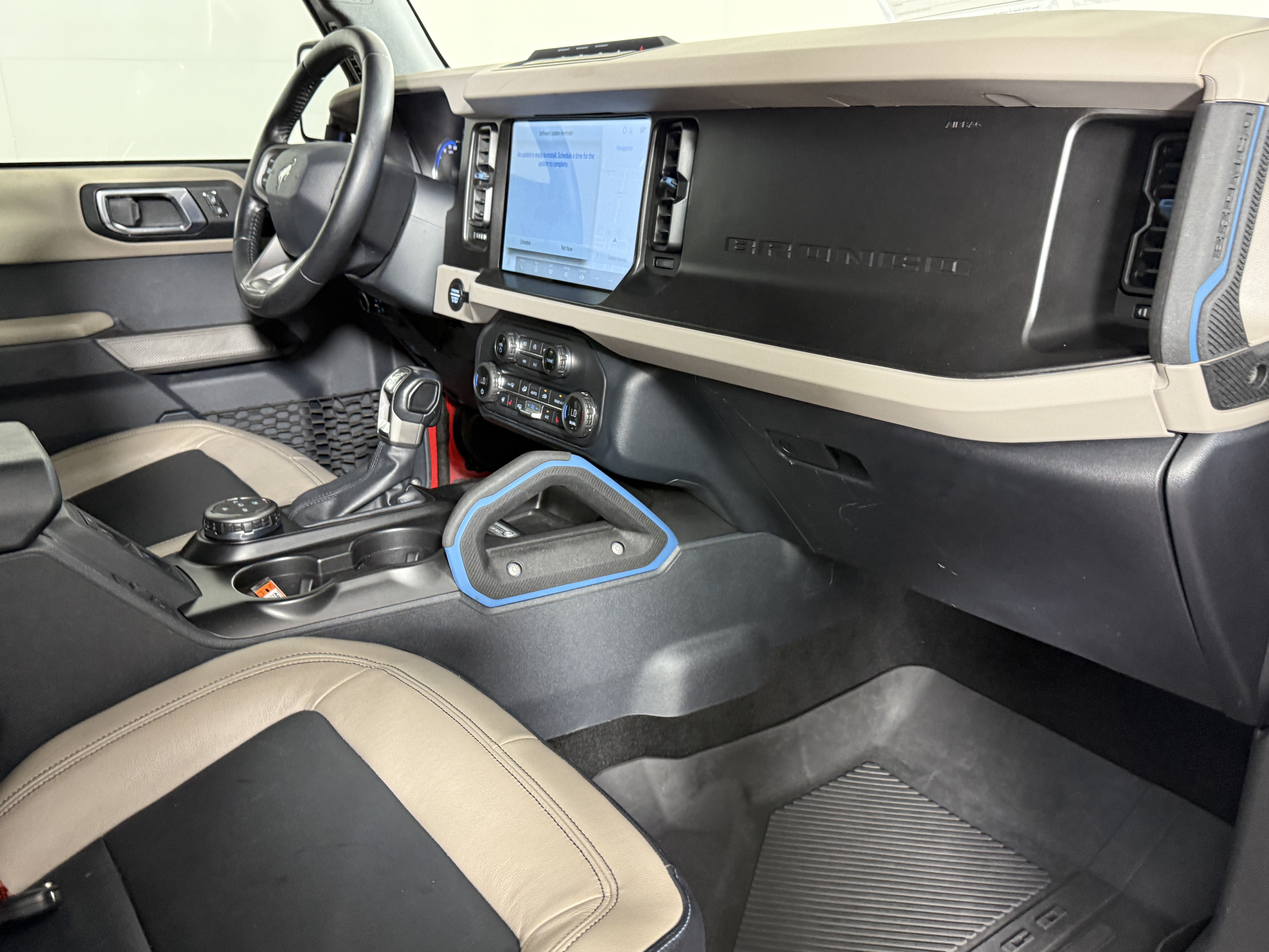 Certified 2021 Ford Bronco Wildtrak AWD/4WD image 9