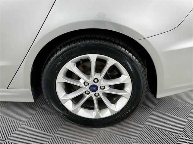 Certified 2020 Ford Fusion SE image 26