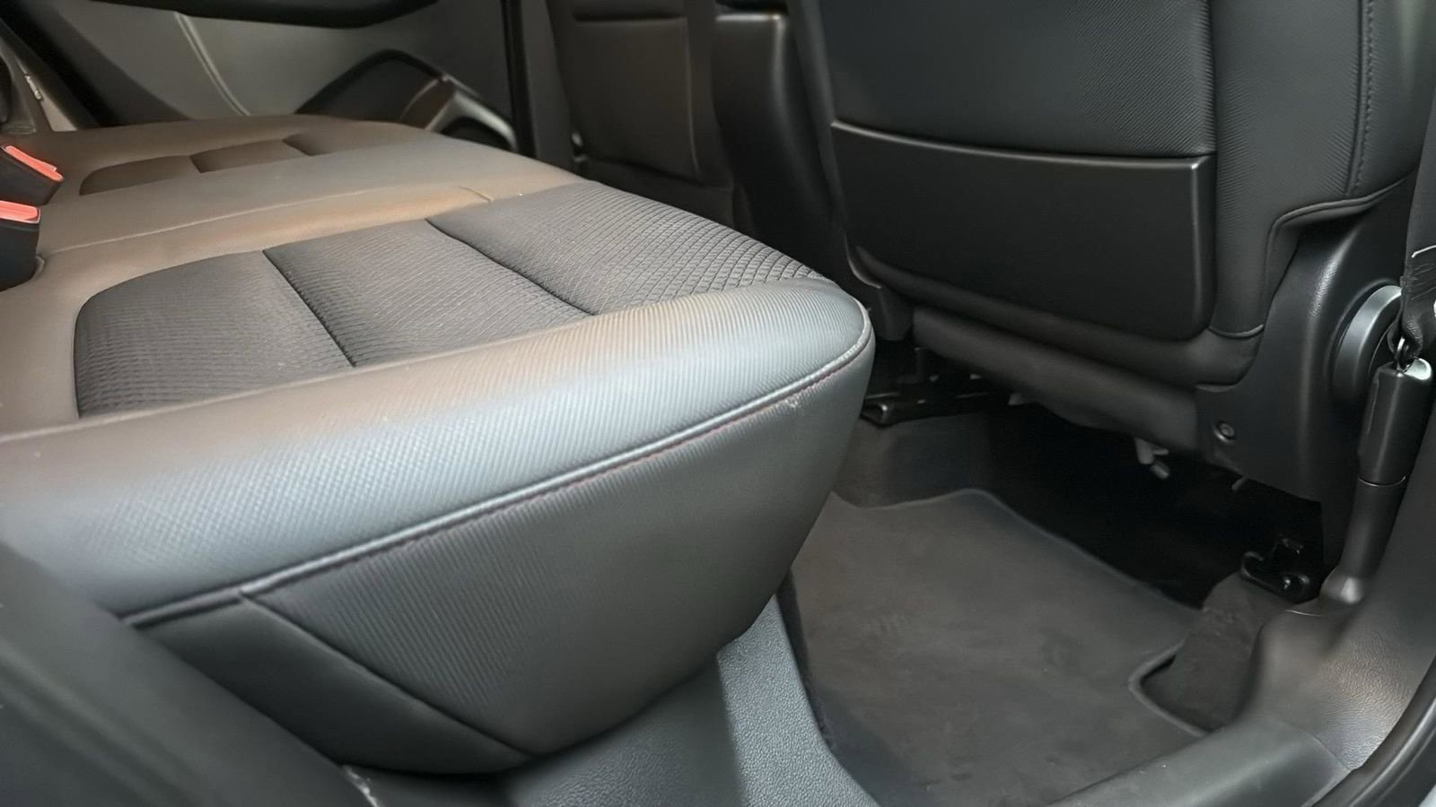 Used 2023 Chevrolet TrailBlazer RS image 27